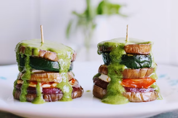Lettuce-Wrapped Turkey Burgers