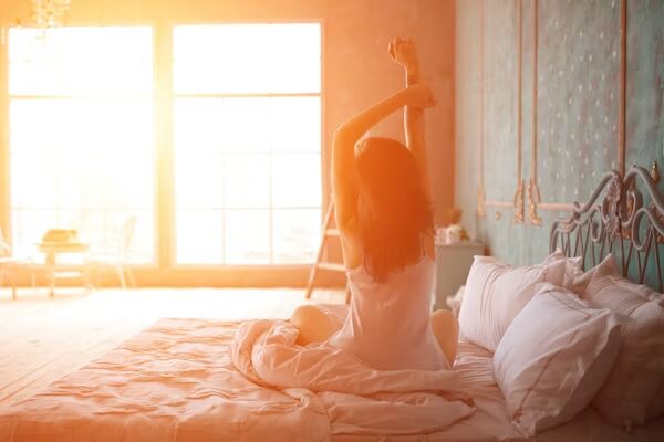 5 Morning Wellness Habits Beginners in 2025 (No Gym Needed!)